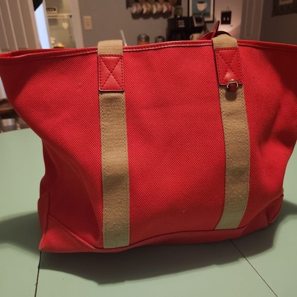 Authentic Michael Kors Handbag - Picture 4 of 9